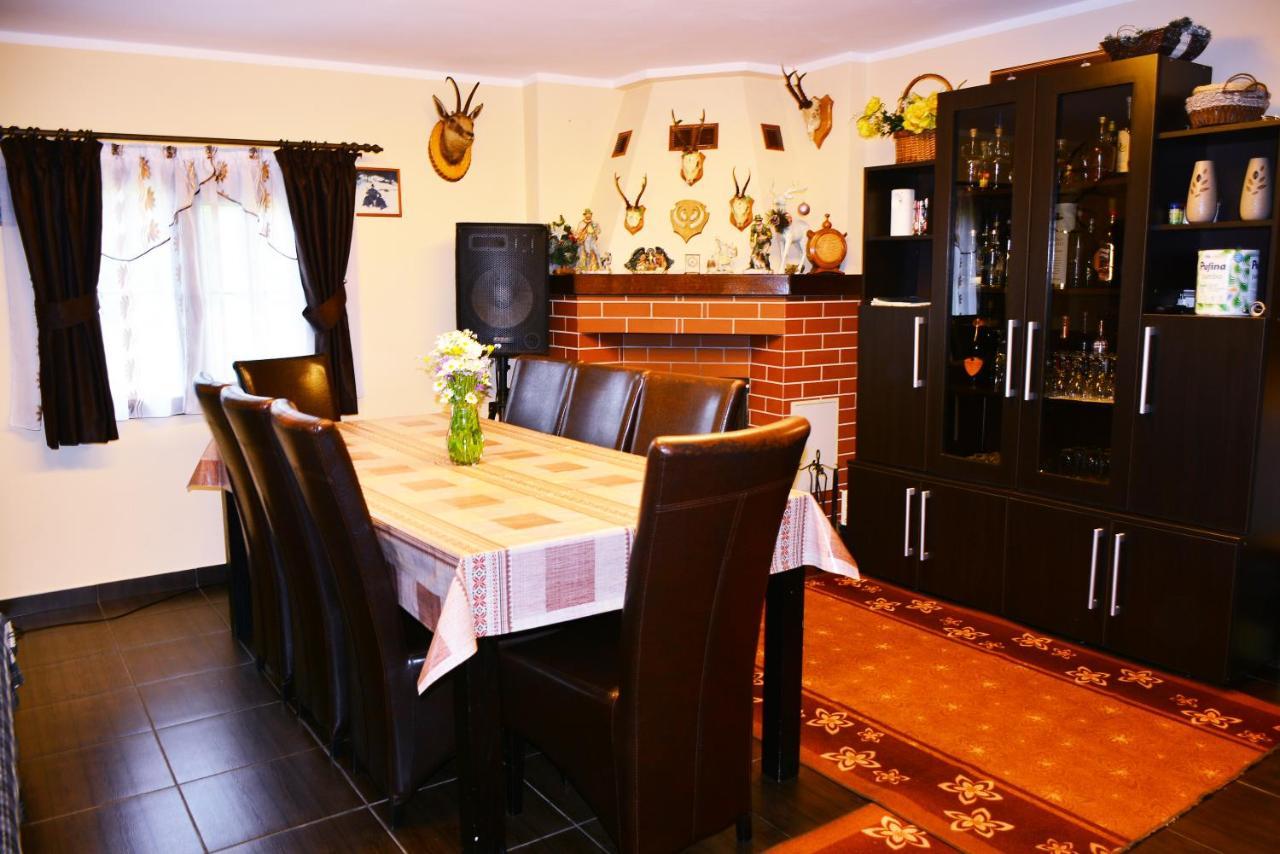 Casuta Lu' Liviu Villa Borsa  Ngoại thất bức ảnh